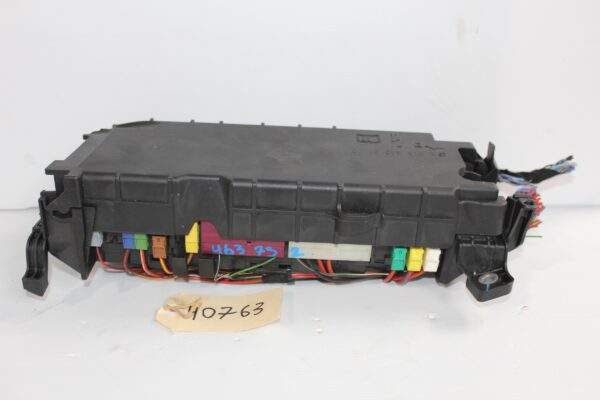 Mercedes Benz W176 W117 A CLA Class Front Fuse Relay Box A2465400140 A2469066600