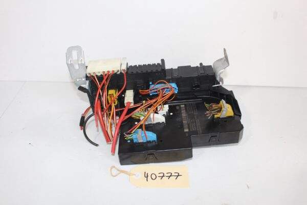 Mercedes Benz W212 E63 Rear SAM Signal Acquisition Module A2129004022