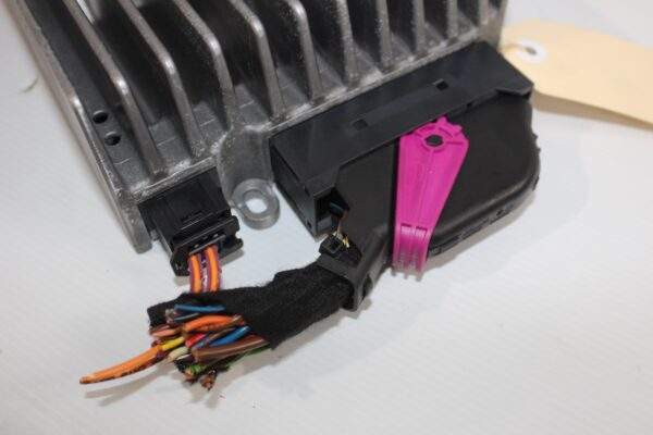 Mercedes Benz W212 E63 AMG Sound Amplifier Harmon Kardon A2129006226