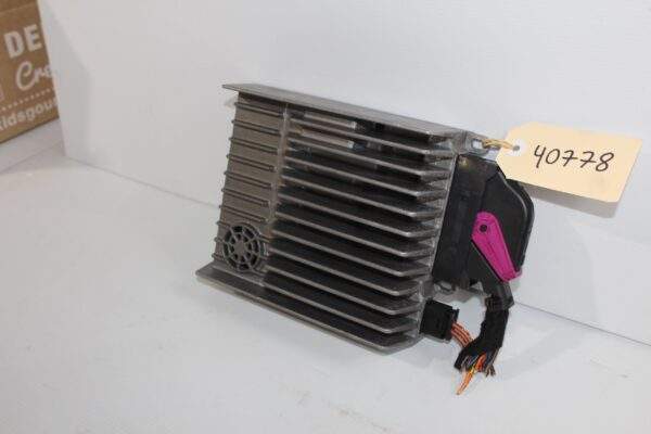 Mercedes Benz W212 E63 AMG Sound Amplifier Harmon Kardon A2129006226