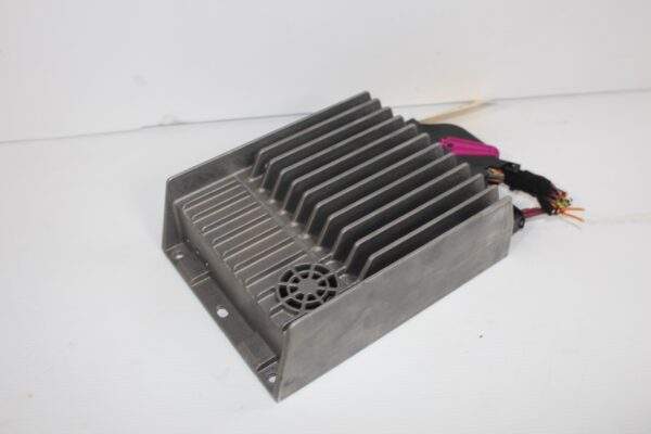 Mercedes Benz W212 E63 AMG Sound Amplifier Harmon Kardon A2129006226