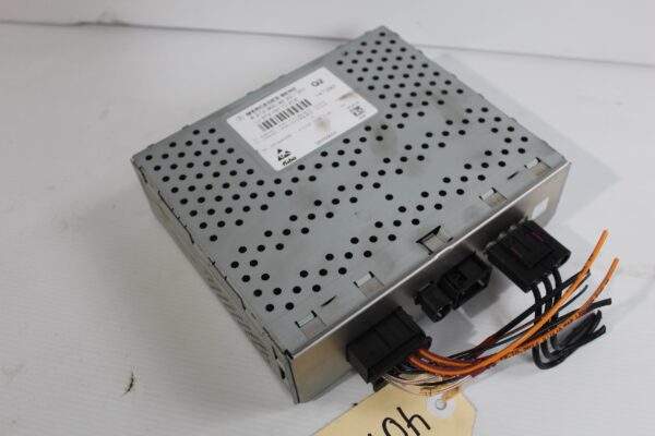 Mercedes Benz W212 E63 TV Tuner Control Unit Module A2129009222