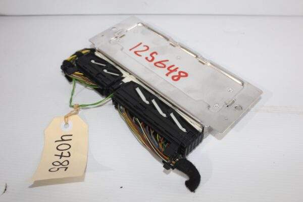 Mercedes Benz W212 E63 AMG Self Leveling Air Suspension Control Unit A2129007519