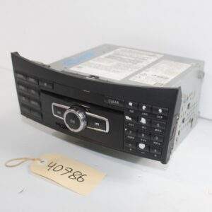 Mercedes Benz W212 E Class Radio Headunit Comand Unit A2129005327 - Image 2