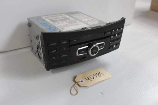 Mercedes Benz W212 E Class Radio Headunit Comand Unit A2129005327