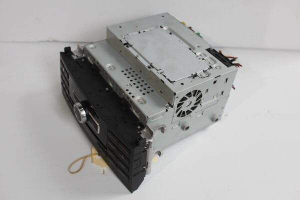 Mercedes Benz W212 E Class Radio Headunit Comand Unit A2129005327