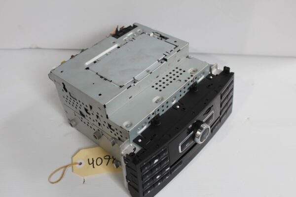 Mercedes Benz W212 E Class Radio Headunit Comand Unit A2129005327