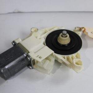 Mercedes Benz W212 E Class Drivers Window Regulator Motor A2129066702 - Image 2