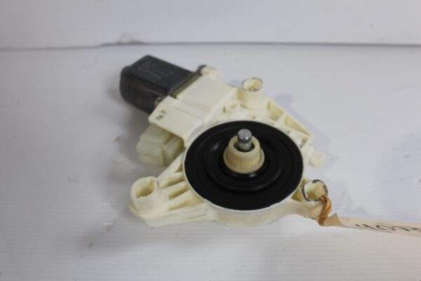 Mercedes Benz W212 E Class Drivers Window Regulator Motor A2129066702