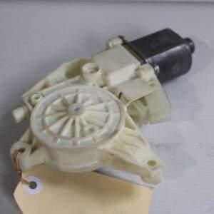 Mercedes Benz W204 W212 C E Class Rear Window Regulator Motor A2048200642 - Image 4