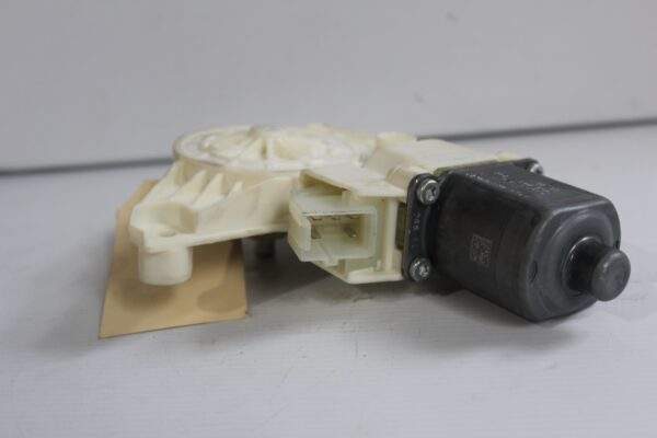 Mercedes Benz W204 W212 C E Class Rear Window Regulator Motor A2048200642
