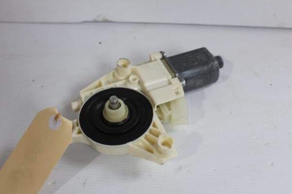 Mercedes Benz W212 E Class Left Window Regulator Motor A2129066802