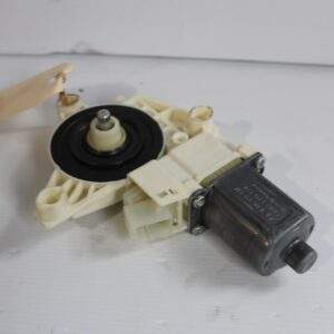 Mercedes Benz W212 E Class Left Window Regulator Motor A2129066802 - Image 8