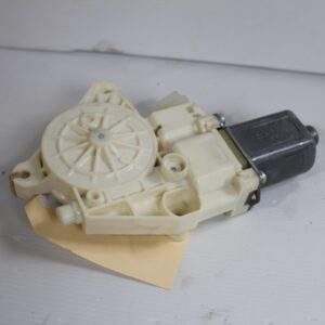 Mercedes Benz W212 E Class Left Window Regulator Motor A2129066802 - Image 5