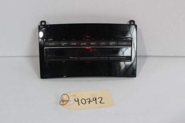 Mercedes Benz W212 E63 AC Climate Control Unit A2129006827