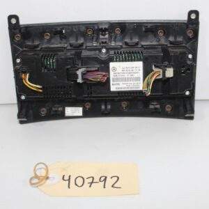 Mercedes Benz W212 E63 AC Climate Control Unit A2129006827 - Image 7