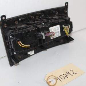 Mercedes Benz W212 E63 AC Climate Control Unit A2129006827 - Image 6