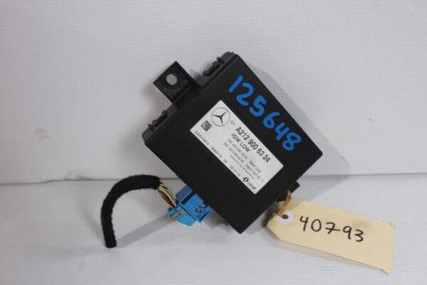 Mercedes Benz W212 E63 AMG Chassis Gateway Control Unit Module A2129006324