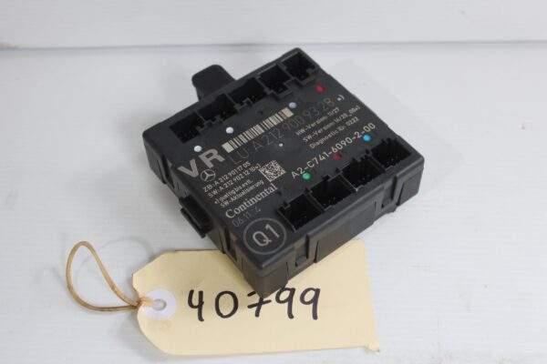 Mercedes Benz W212 E Class Door Control Module A2129009328
