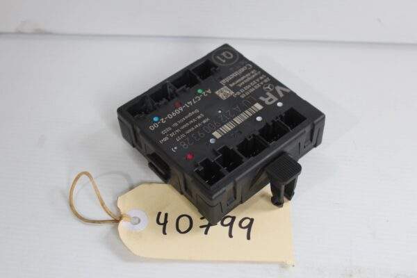 Mercedes Benz W212 E Class Door Control Module A2129009328