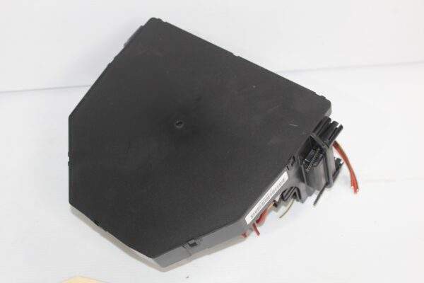 Mercedes Benz W212 E63 Front SAM Signal Acquisition Module Unit A2129004830