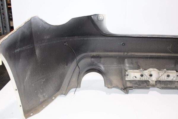 Toyota ZN6 86 / Subaru ZC6 BRZ Rear Bumper Bar WHITE 57704CA010