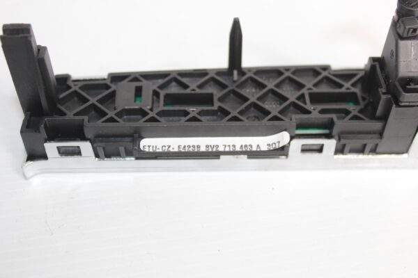 Audi 8V A3 S3 RS3 Gear Selector Display P R N D 8V2 713 463 A