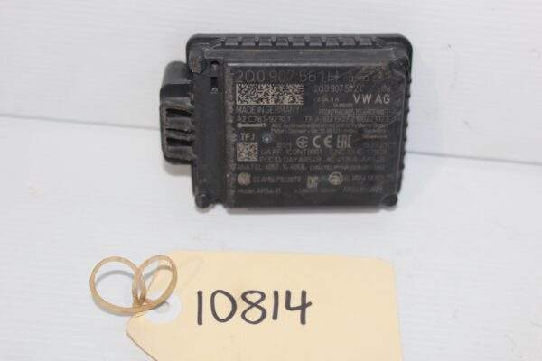 Audi Q3 RSQ3 Distance Radar ACC Control Unit Module 2Q0907561H, 2Q0907561Q