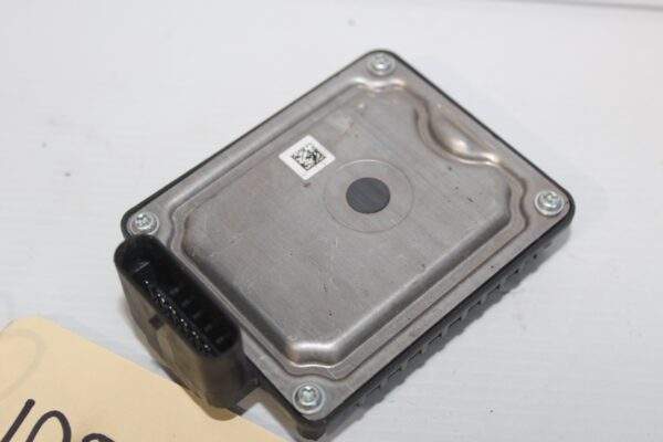 Audi Q3 RSQ3 Distance Radar ACC Control Unit Module 2Q0907561H, 2Q0907561Q
