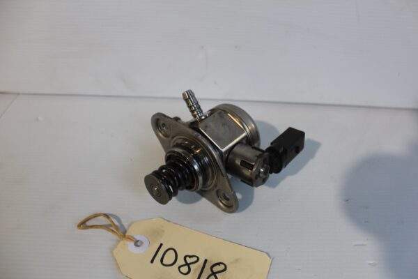 Audi RS3 RSQ3 TTRS DAZA DNW High Pressure Fuel Pump 07K 127 025 E