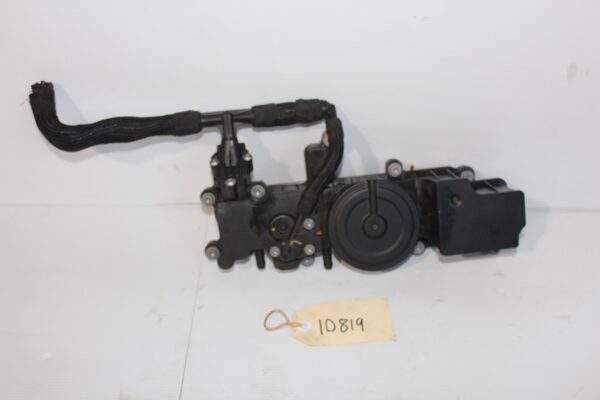 Audi RSQ3 DNW Oil Separator PCV Valve 07K 103 495 E