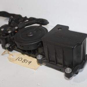 Audi RSQ3 DNW Oil Separator PCV Valve 07K 103 495 E - Image 11