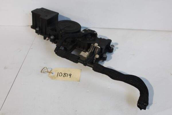 Audi RSQ3 DNW Oil Separator PCV Valve 07K 103 495 E