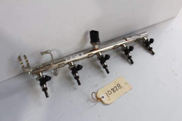 Audi RS3 RSQ3 TTRS DAZA DNW Fuel Rail with Injectors 07K133681B, 07K133551A