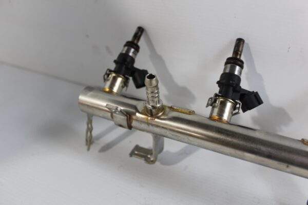 Audi RS3 RSQ3 TTRS DAZA DNW Fuel Rail with Injectors 07K133681B, 07K133551A