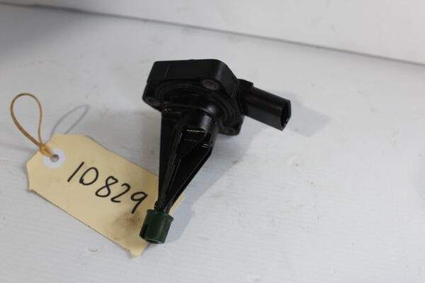 Volkswagen Audi Oil Level Sensor 06E 907 660 C