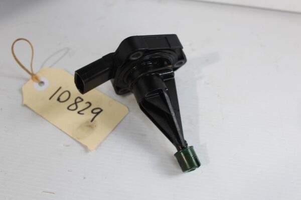 Volkswagen Audi Oil Level Sensor 06E 907 660 C