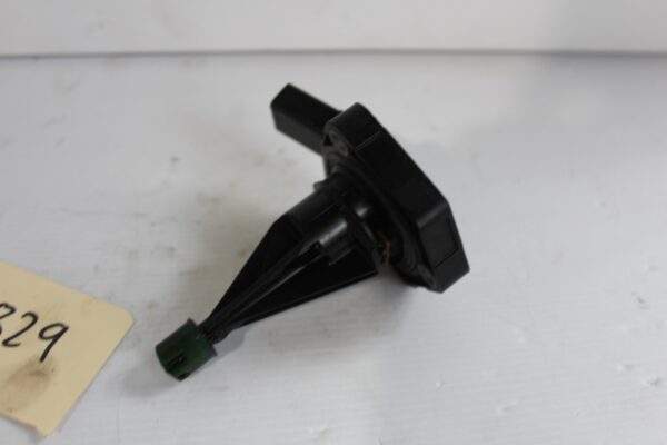 Volkswagen Audi Oil Level Sensor 06E 907 660 C