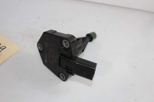 Volkswagen Audi Oil Level Sensor 06E 907 660 C