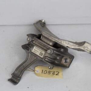 Audi RS3 RSQ3 Right Side Engine Mount Bracket 8V0 199 262 B - Image 5