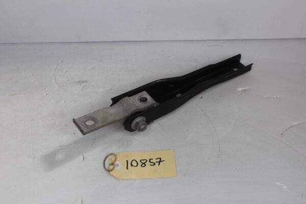 Audi 8V A3 S3 / Volkswagen Mk7 Golf GTI R Lower Dogbone Mount 5Q0 199 855 AH