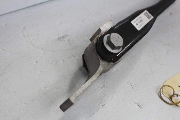 Audi 8V A3 S3 / Volkswagen Mk7 Golf GTI R Lower Dogbone Mount 5Q0 199 855 AH