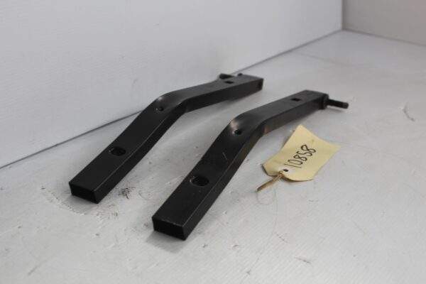 Audi A4 A5 S5 Radiator Core Support Mount 8K0805527A, 8K0805528A