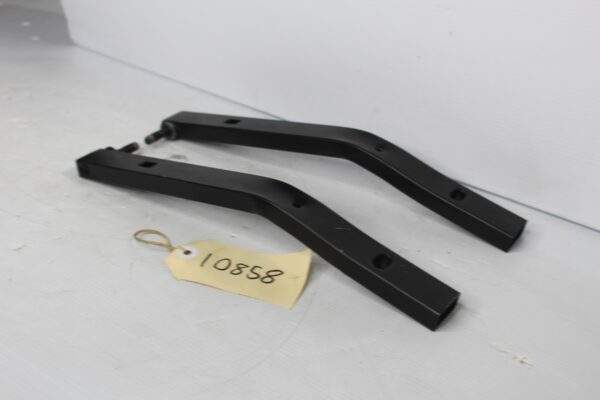 Audi A4 A5 S5 Radiator Core Support Mount 8K0805527A, 8K0805528A