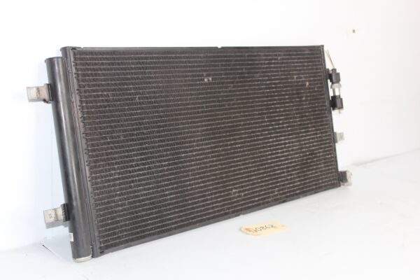 Audi 8T 8F 8R A4 A5 Q5 AC Condesner 8T0 260 403