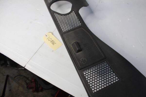 Audi 8K 8T A4 A5 S5 Scuttle Panel Wiper Cowl Trim 8K2 819 447