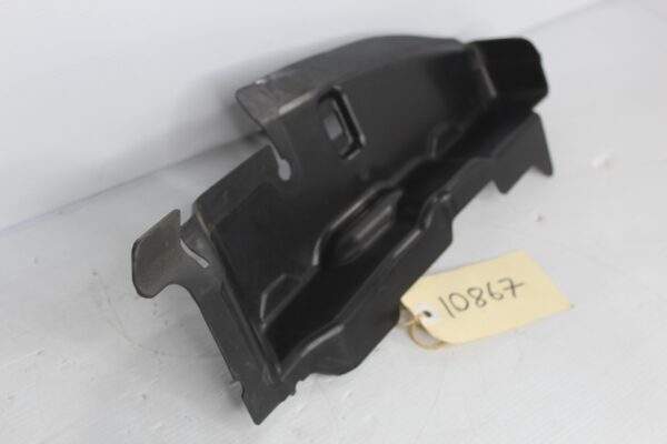 Audi RSQ3 Front Radiator Cooler Air Guide 83A 121 284 N