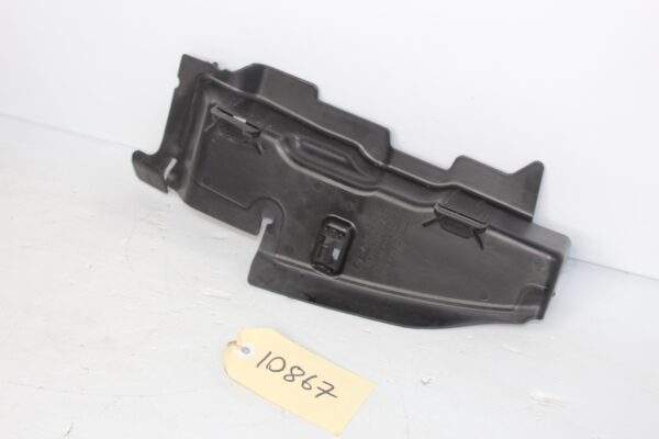 Audi RSQ3 Front Radiator Cooler Air Guide 83A 121 284 N