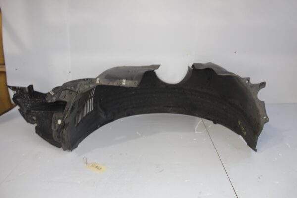 Audi F3 Q3 RSQ3 Front Right Fender Guard Liner Plastic 83A 821 172 D