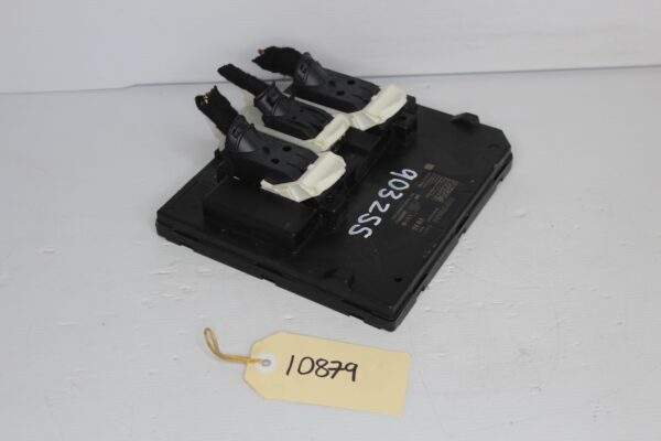 Audi RSQ3 Body Control Module BCM BDM 5Q0 937 084 DQ